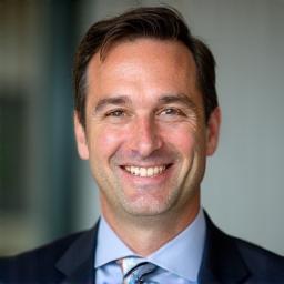 Dr. Jean-Pierre Moreau, Expert Accessibilité